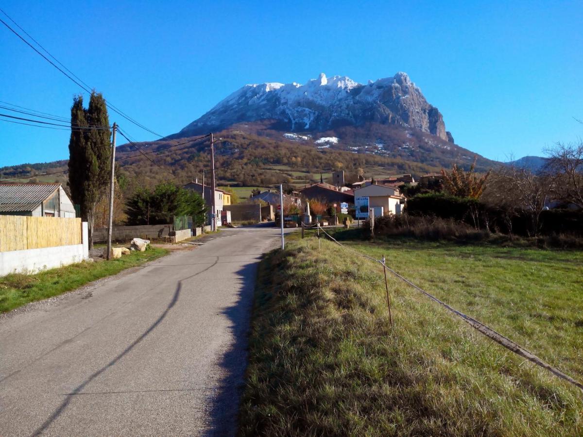 Gite Chaleureux Au Coeur Du Village Roquetaillade Bagian luar foto